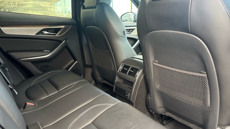 Jaguar F-Pace 2.0 D200 R-Dynamic S 5dr Auto AWD Diesel Estate